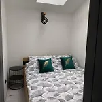 Abra Goscinne 3* Щирк