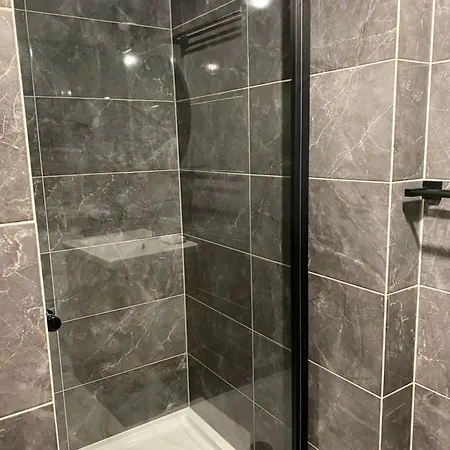 Πανσιόν Abra Goscinne 3*