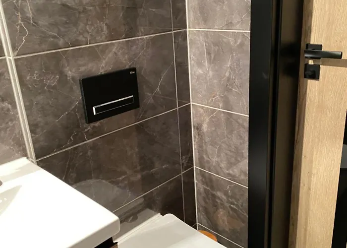 Abra Goscinne בית הארחה שצ'צ'ירק